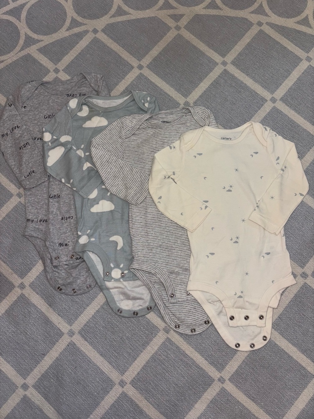Carter's Baby Long Sleeve Bodysuits Set of 4 - 12M - Gray, Sage, White